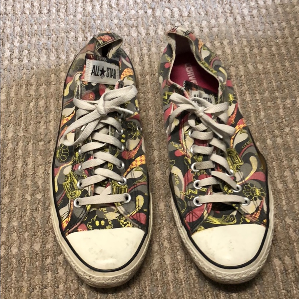 Hippie Converse